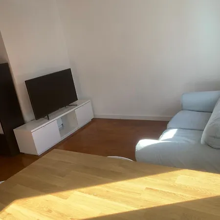 Apartamento En Cimadevilla ヒホン